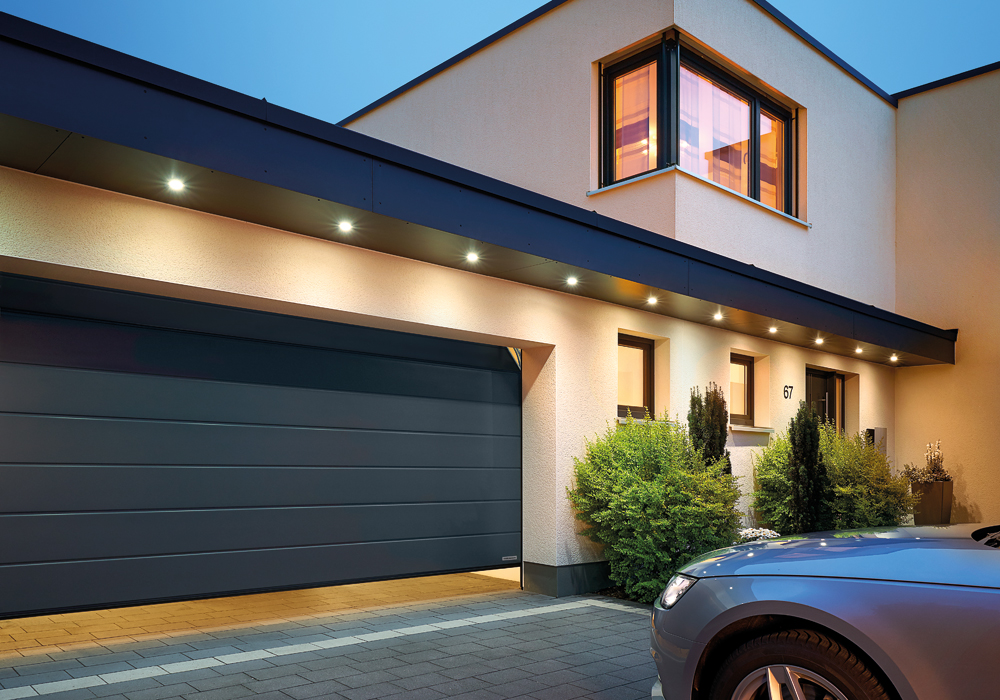 garage sectional door -4